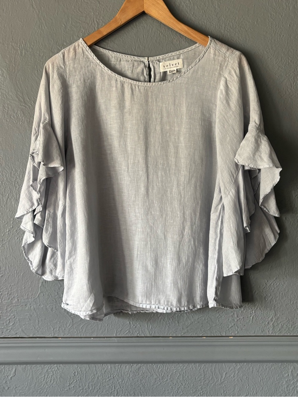 Velvet by Graham & Spencer Linen Ruffle Sleeve Blouse Pale Blue XS